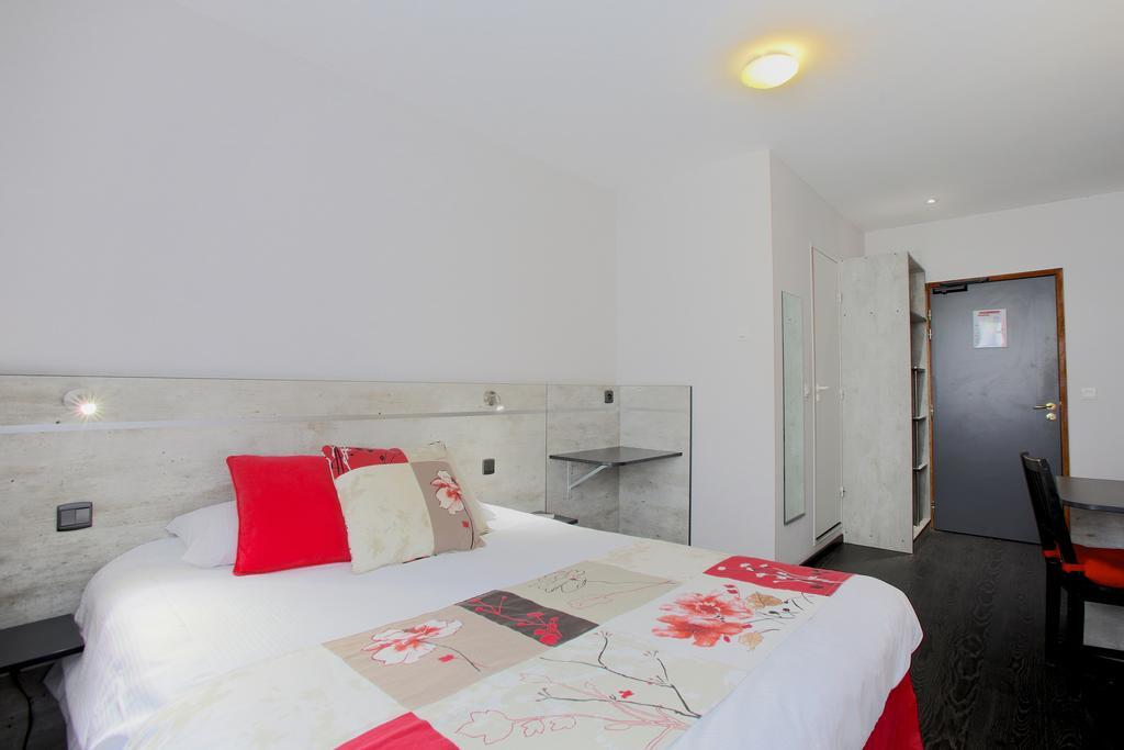 ホテルLe Castel Tain-lʼHermitage 部屋 写真